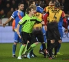 Van HO Veltem - Bertem-Leefdaal naar KV Mechelen-Racing Genk, deze Malinwa-fan viel in als gelegenheidsscheidsrechter  