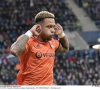 ? Depay viert zijn vijf miljoenste volger op een wel heel originele manier