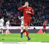 Robert Lewandowski scoorde drie keer in de topper tegen Schalke 