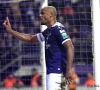 Charleroi klopt Anderlecht na penaltyfout van Kompany, zeges voor Antwerp en Moeskroen