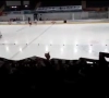 🎥 RB Salzburg - Frankfurt uitgesteld, dus gaan bezoekende fans maar... naar het ijshockey kijken