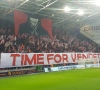 Heerlijke tifo's en spandoeken in Zulte Waregem - Kortrijk: "Breng ons naar de 7e hemel" en hét ludieke antwoord van Essevee