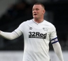 Zoon Wayne Rooney treedt in de voetsporen van zijn vader en tekent contract bij Engelse topclub