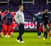 Opvallend: Veldman moet spelers Anderlecht weer het veld opsturen om fans te gaan groeten