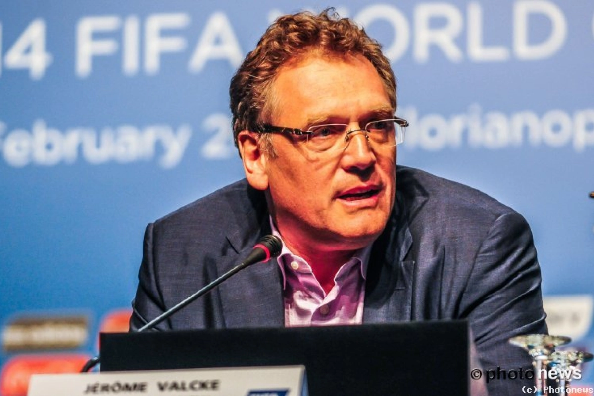 De volgende kop rolt! FIFA schorst secretaris-generaal voor twaalf (!) jaar