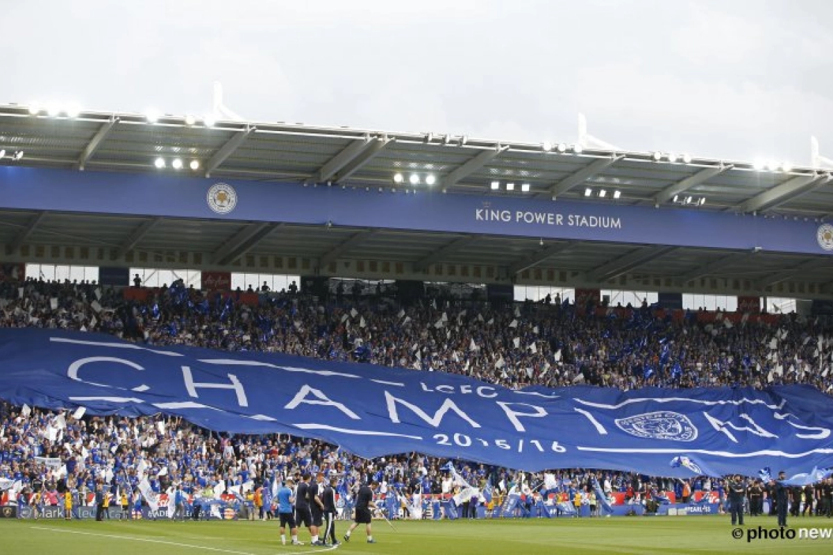 Kippenvel, tranen en erehaag: het titelfeest van Leicester heeft het allemaal!