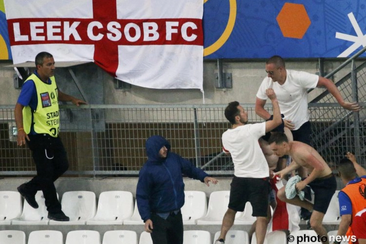 Russische overheid waarschuwt voetbalfans: "Pas op voor Hitler-hooligans"