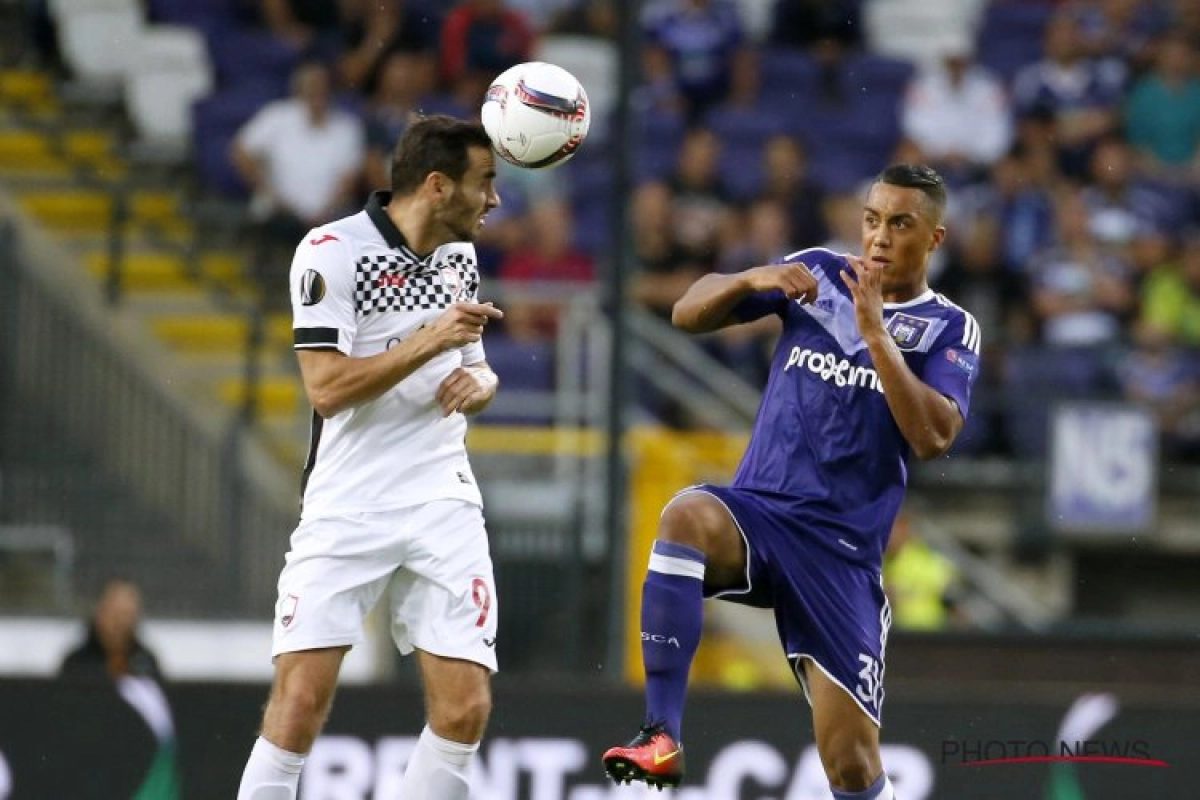 Het ergste wat kon gebeuren in zo'n match: Tielemans mogelijk weken/maanden buiten strijd