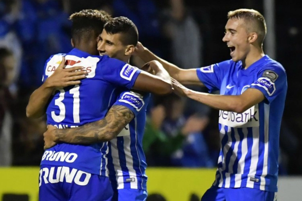 Racing Genk knalde er - dankzij Karelis - vier binnen: "Het scorend vermogen dat tegen Anderlecht ontbrak was er nu wél"