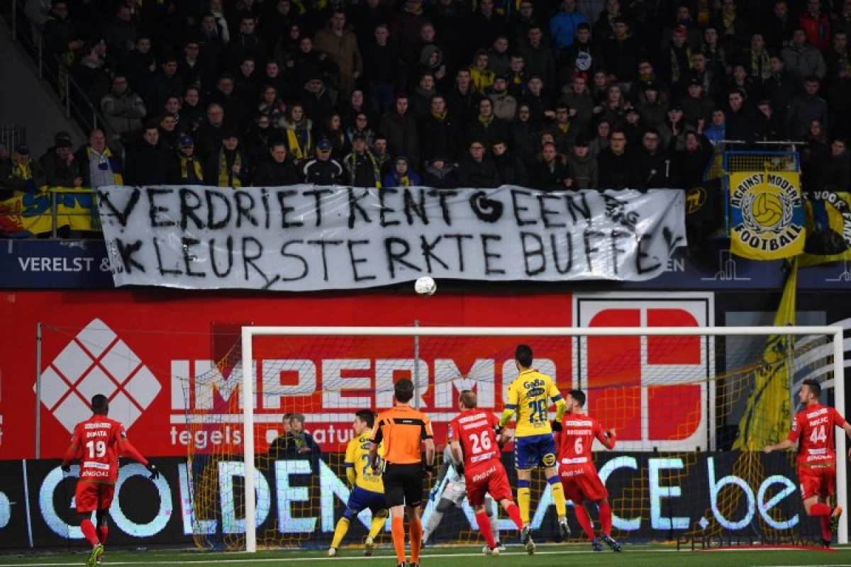 STVV-fans leven mee met Thomas Buffel na zwaar verlies: "Verdriet kent geen kleur, sterkte Buffel"