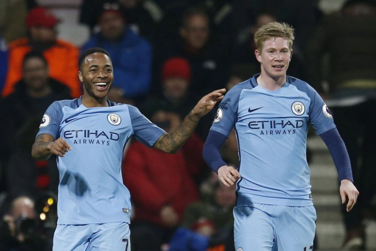 Sterling en City halen meteen het telraam boven tegen West Ham, De Bruyne opent zijn rekening