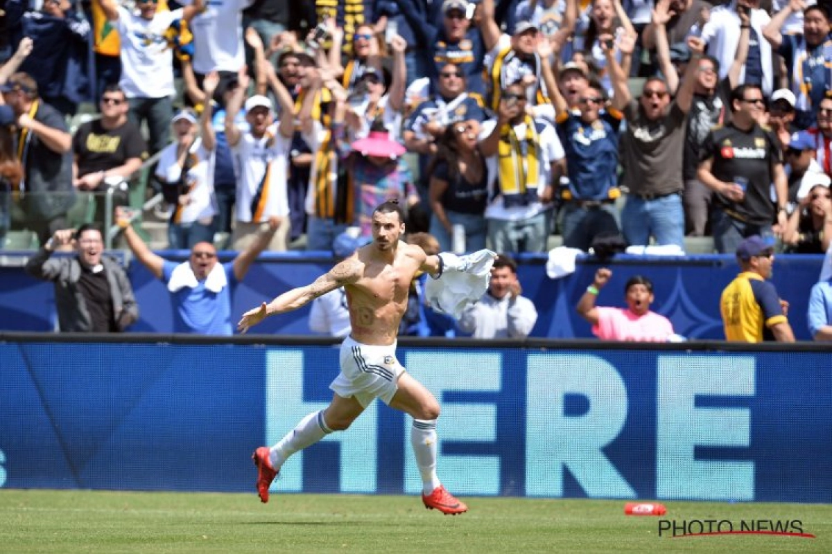 📷 Vandalen halen standbeeld van Zlatan Ibrahimovic neer in Malmö