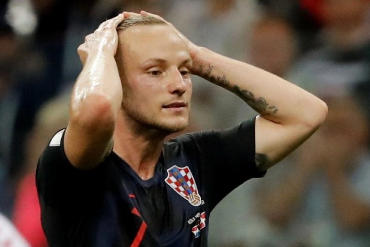 Rakitic hakt na interesse van PSG de knoop door over zijn toekomst