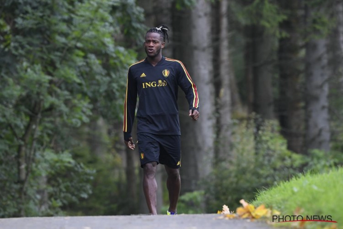 Batshuayi stuurde zondag zijn kat naar de persconferentie bij de Rode Duivels, maar er is meer aan de hand