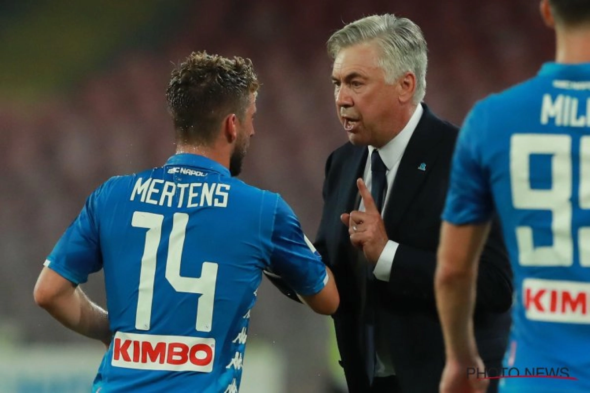 🎥 Napoli-coach wil ploegmaat van Dries Mertens foppen, maar wordt al snel ontmaskerd 