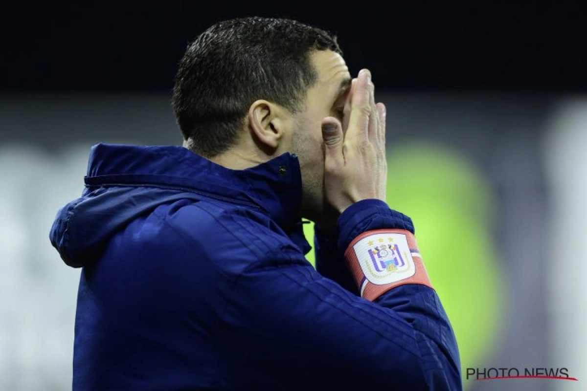 Anderlecht-fans weten niet wat ze zien: "Bak uw koeken maar terug in Oostende!"