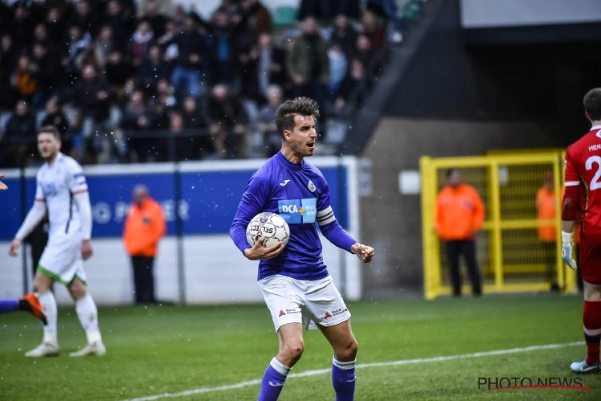 Beerschot Wilrijk-aanvoerder zag ongelofelijke apotheose: "Wij kijken nooit naar andere ploegen... behalve in de laatste 5 minuten"