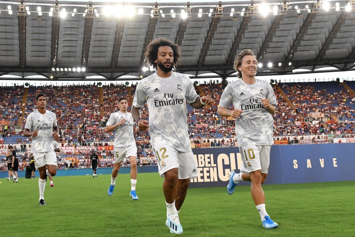 Luka Modric leeft weer op na coronabreak: "Ik wil het stereotype verbreken dat middenvelders maar tot hun 35ste bij Real Madrid kunnen voetballen"