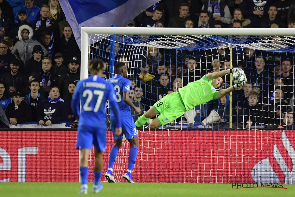 Genk-doelman Coucke geeft uitleg bij bizar moment tijdens CL-match tegen Napoli 