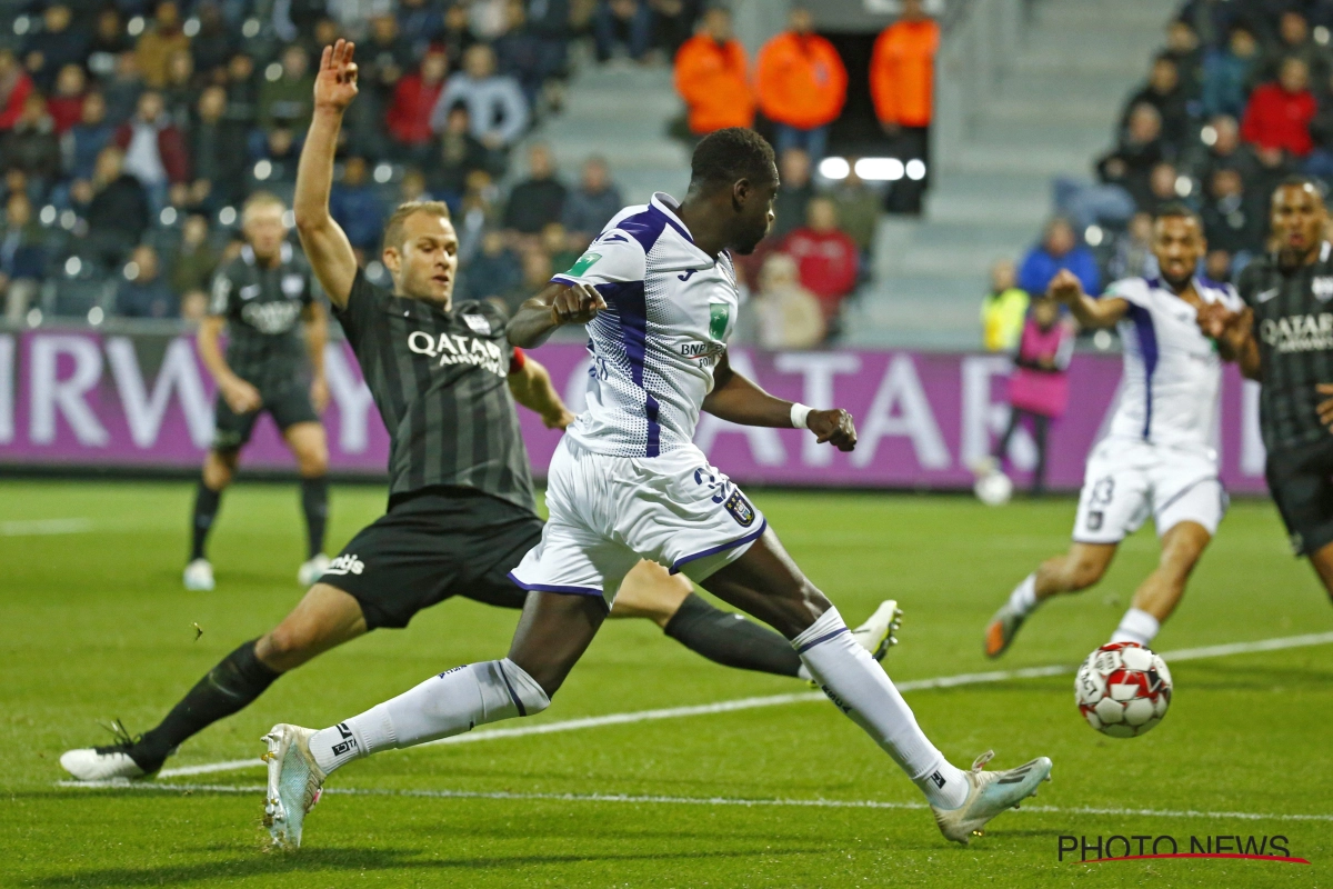 Niemand minder dan supermakelaar Mino Raiola maakt binnenkort zijn opwachting bij Anderlecht om te onderhandelen