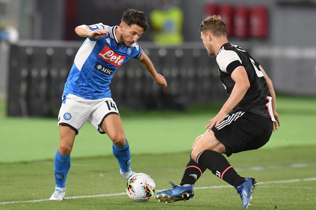 Dries Mertens is nu ook bekerwinnaar bij Napoli, strafschoppenreeks beslist finale Coppa Italia