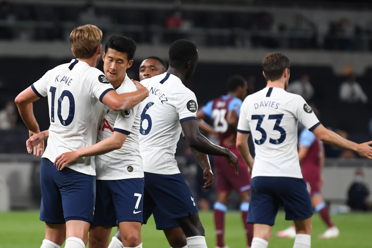 Sterkhouder verlengt bij Tottenham