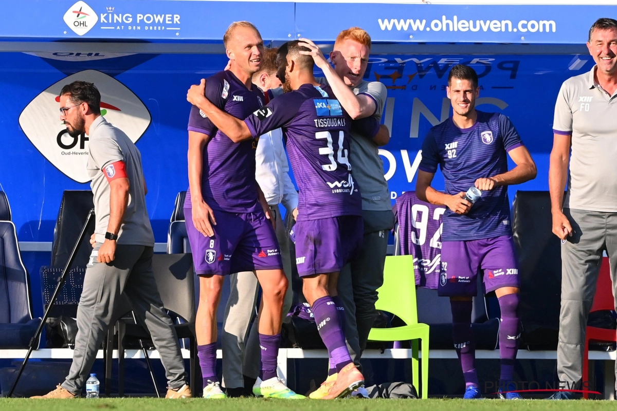 KV Oostende en Beerschot worden straks gesteund door kartonnen supporters