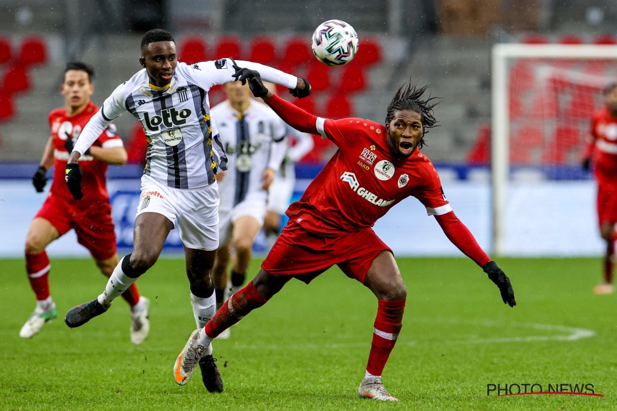 Mbokani doodeerlijk en dankbaar: "Dankzij hen ben ik de Mbokani geworden die ik nu ben"