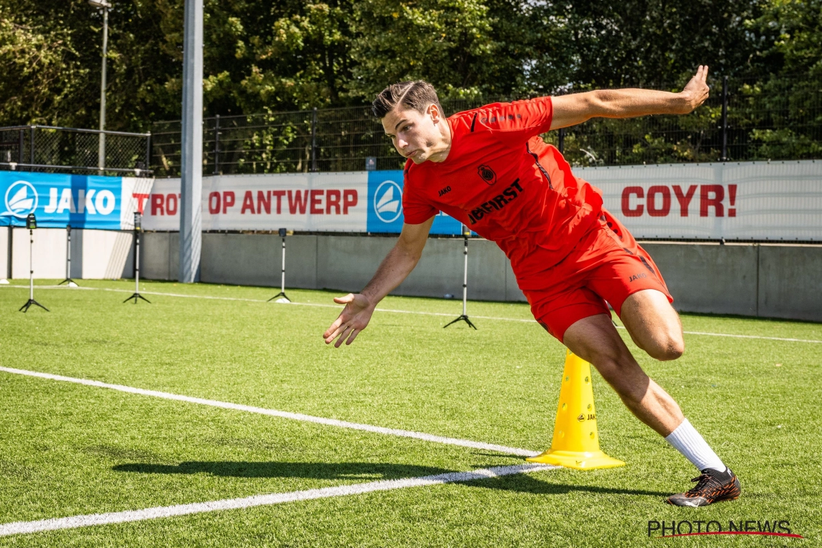 Walter Meeuws vergelijkt de keuze van Ekkelenkamp voor Antwerp met deze van Balikwisha