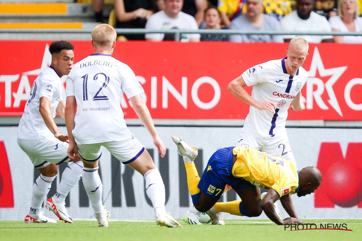 Deze dure zomertransfer van Anderlecht mag zich toch serieus zorgen beginnen maken gezien wat Fredberg van plan is