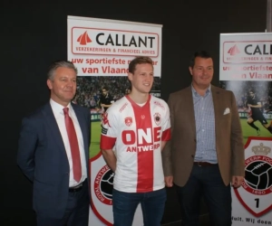 Antwerp stelt trots nieuwe sponsor voor: "Samen naar eerste klasse, want daar hoort deze club thuis"