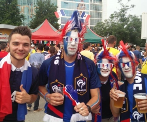 De mooiste foto's van de Franse en Roemeense fans