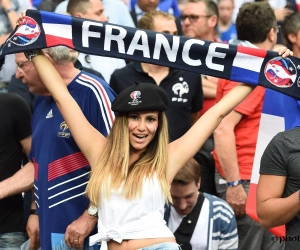 🎥 Franse fans warmen hun stem al op voor de wedstrijd van straks