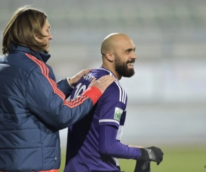 Vanden Borre present ondanks dubieuze uitspraken op de luchthaven, Anderlecht-manager Van Holsbeeck reageert