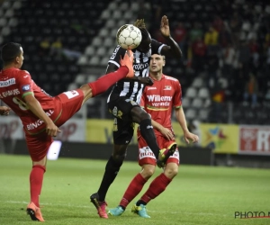 VIDEO: Charleroi-fans verwelkomen KV Oostende met unieke én heel leuke tifo