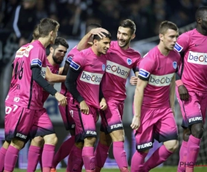 OFFICIEEL: Racing Genk blijft niet achter en haalt net als AA Gent, Anderlecht én Club Brugge nieuwe spits in huis