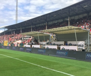 Het is eens wat anders: Antwerp posteert de pers eenmalig voor de imposante spionkop