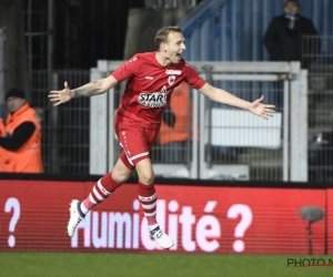 Antwerp wilde hem na een succesvolle huurperiode graag houden, maar Ritchie De Laet heeft elders zijn eerste minuten met inzet gemaakt