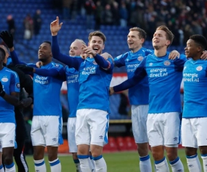 PSV buigt 2-0 achterstand om in 2-3 zege tegen AZ van John van den Brom en dus ligt titel voor het grijpen