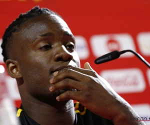 Batshuayi steunt Martinez: "Tactisch scherper dan Wilmots en de goeie coach op dit moment"