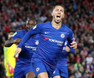 Hazard laat Chelsea-fans in het ongewisse over zijn toekomst: "Het is een moeilijke beslissing"