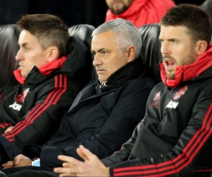 ? Mourinho scheurt met dure auto weg van trainingscomplex Manchester United