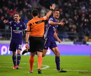 ? Scheidsrechtersbaas Verbist beoordeelt acht (!) VAR-fases van speeldag 23: grandioos de mist in bij goal Anderlecht en verder?