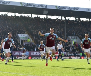 📷 Mooi: Burnley-fan met Parkinson gaat viraal met advertentie in krant!