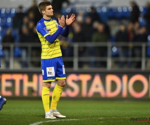 Schryvers over afgekeurde goal Waasland-Beveren: "Dat wijst er op dat het erg nipt zal zijn geweest"