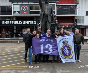 📷 Eerste stap richting mooie verbroedering? Beerschot-fans geven alles tijdens promotiematch Sheffield United