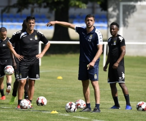 Belhocine wil zich nog niet uitspreken over versterkingen bij Charleroi: "Eerst de stage"