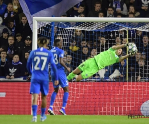 Genk-doelman Coucke geeft uitleg bij bizar moment tijdens CL-match tegen Napoli 