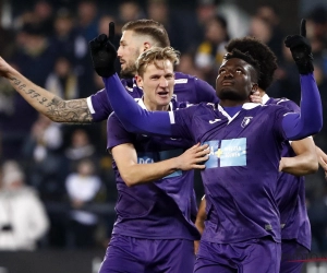 🎥 Supporters Beerschot vieren feest na het behalen van de periodetitel!