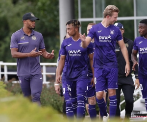 📷 Anderlecht-spelers krijgen nog leuke boodschap van de harde kern